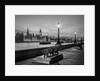 Thames promenade, London by Assaf Frank
